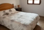 Chalet independiente con terreno en alquiler en la España, Casasimarro, ref: TR320209 foto