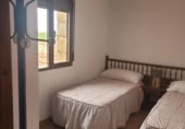 Chalet independiente con terreno en alquiler en la España, Casasimarro, ref: TR320209 foto