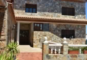 Chalet independiente con terreno en alquiler en la España, Casasimarro, ref: TR320209 foto