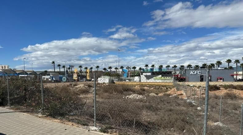 Alicante - Торревьеха - 1000m2