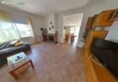 Chalet independiente con terreno en alquiler en la España, la Bisbal del Penedès, ref: TR279364 foto