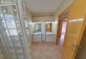 Chalet independiente con terreno en alquiler en la España, la Bisbal del Penedès, ref: TR279364 foto