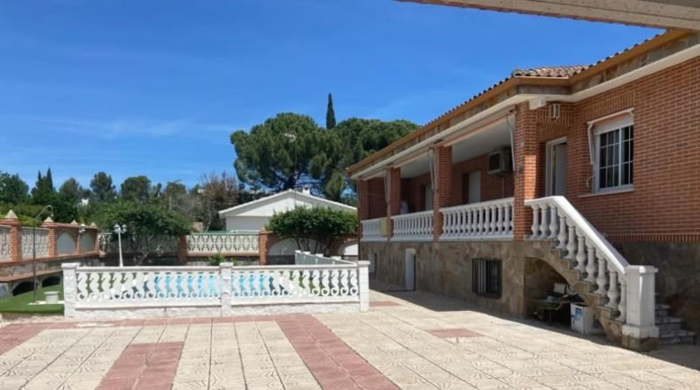 Мадрид - Villalbilla - 1100m2