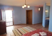 Casa de camp amb terreny en lloguer a la España, Vélez-Málaga, ref.: TR270166 foto