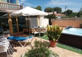 Chalet independiente con terreno en alquiler en la España, Dénia, ref: TR361158 foto
