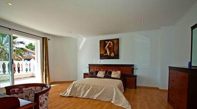 Valencia - La Eliana - 972m2