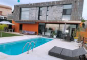 Chalet independiente con terreno en alquiler en la España, Casinos, ref: TR294871 foto