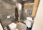 Chalet independiente con terreno en alquiler en la España, Fuengirola, ref: TR338029 foto