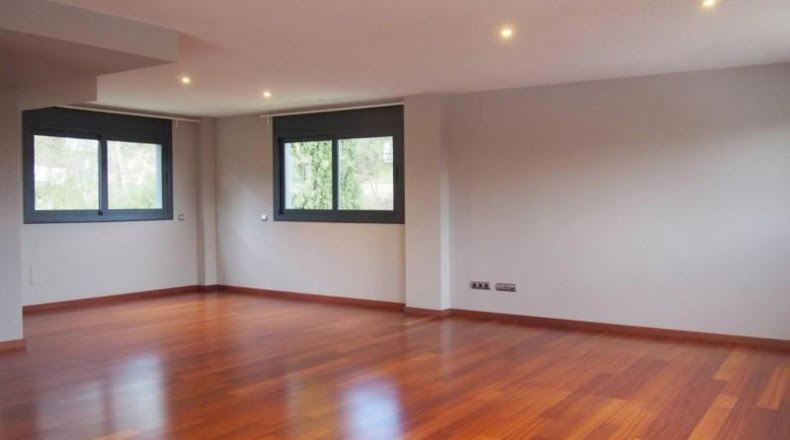 Barcelona - Cerdanyola del Vallès - 1000m2