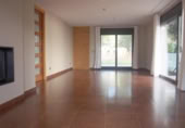 Xalet independent amb terreny en lloguer a la España, Cerdanyola del Vallès, ref.: TR278887 foto