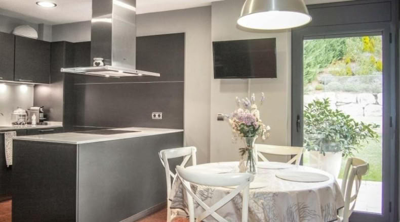 Barcelona - Cerdanyola del Vallès - 1000m2