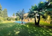 Xalet independent amb terreny en lloguer a la España, Marbella, ref.: TR296369 foto