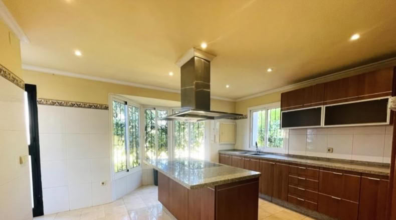 Málaga - Marbella - 882m2