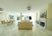 Xalet independent amb terreny en lloguer a la España, Marbella, ref.: TR297263 foto