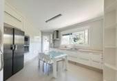 Xalet independent amb terreny en lloguer a la España, Marbella, ref.: TR297263 foto