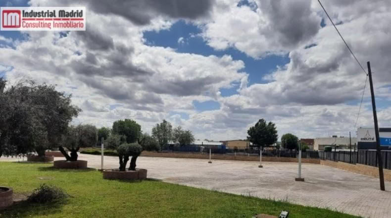 Community of Madrid - Arganda del Rey - 2350m2