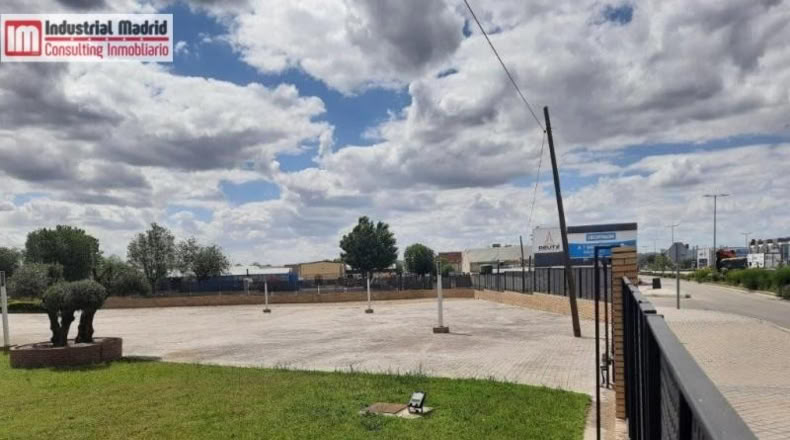 Community of Madrid - Arganda del Rey - 2350m2