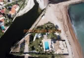 Отдельно стоящий дом с участком в аренду в городе Dénia Фото