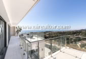 Chalet independiente con terreno en alquiler en la España, Barcelona, ref: TR292234 foto