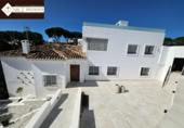 Xalet independent amb terreny en lloguer a la España, Marbella, ref.: TR320359 foto
