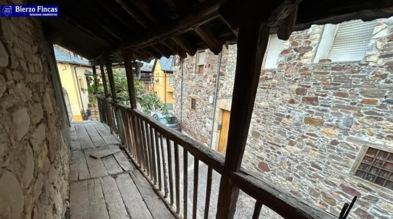 León - Ponferrada - 82m2