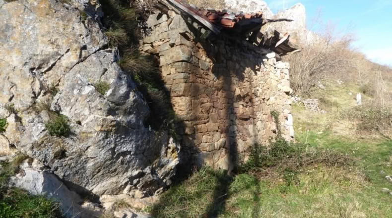 Asturias - Pola de Lena - 6429m2