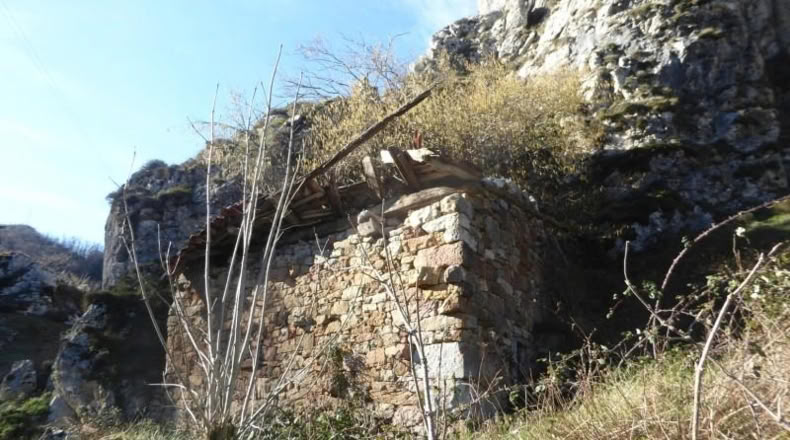 Asturias - Pola de Lena - 6429m2