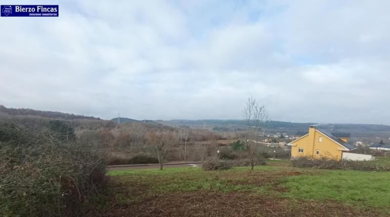 León - Castropodame - 567m2