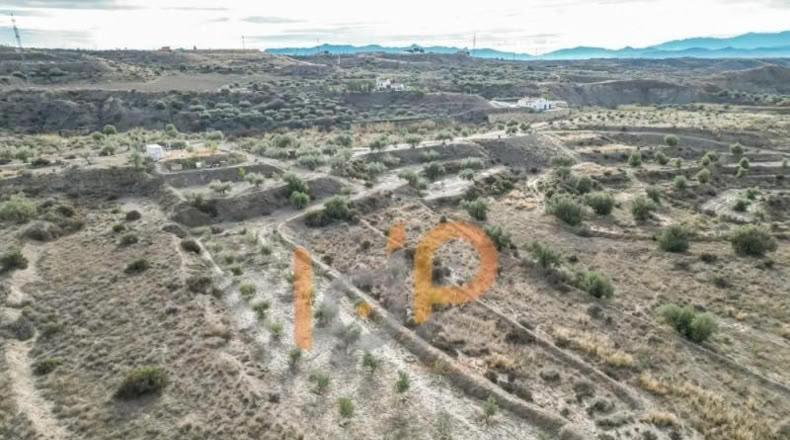 Almería - Huércal-Overa - 2900m2