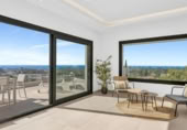Chalet independiente con terreno en alquiler en la España, Marbella, ref: TR291688 foto