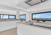 Chalet independiente con terreno en alquiler en la España, Marbella, ref: TR291688 foto