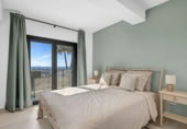 Chalet independiente con terreno en alquiler en la España, Marbella, ref: TR291688 foto