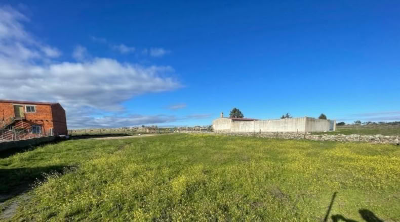 Cáceres - Arroyo de la Luz - 1600m2