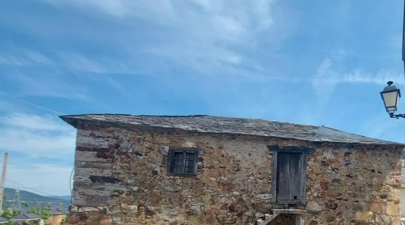 León - Castropodame - 48m2