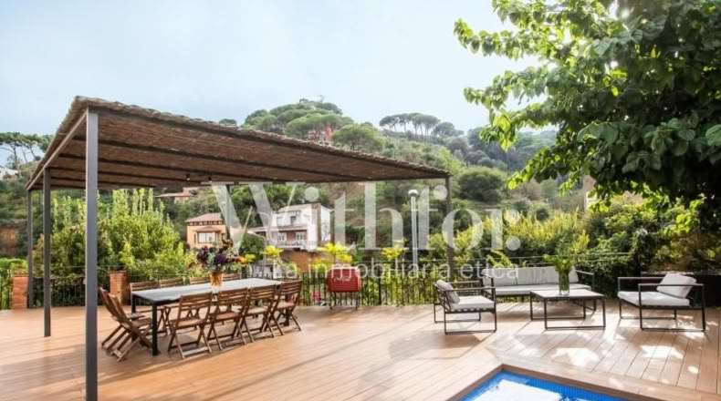Barcelona - Barcelona - 8000m2