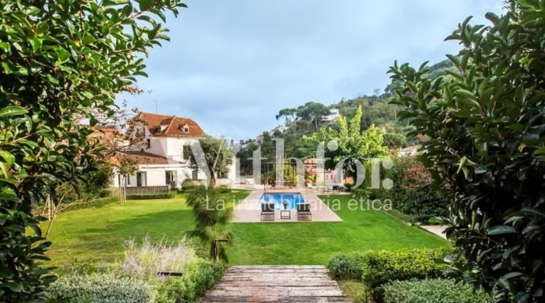 Barcelona - Barcelona - 8000m2