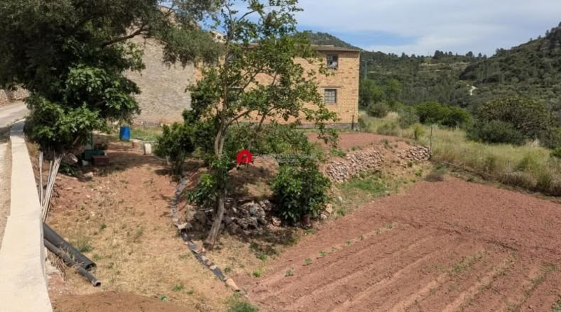Tarragona - Альфара де Карлес - 714m2