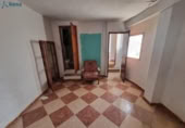 Дом с участком на продажу в городе Alhama de Granada Фото