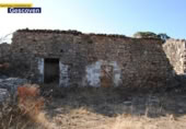 Отдельно стоящий дом с участком на продажу в городе Valencia de Alcántara Фото