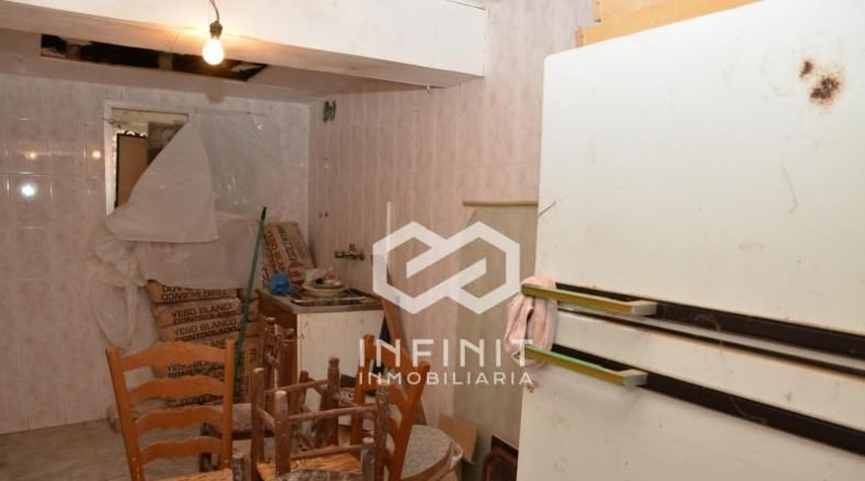 Гвадалахара - Cifuentes - 210m2