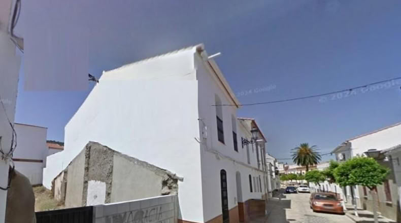 Sevilla - Almadén de la Plata - 151m2