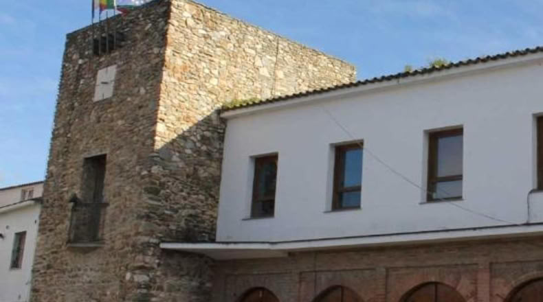 Sevilla - Almadén de la Plata - 151m2