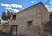 Xalet independent amb terreny en venda a la España, Calaceit, ref.: TR293937 foto