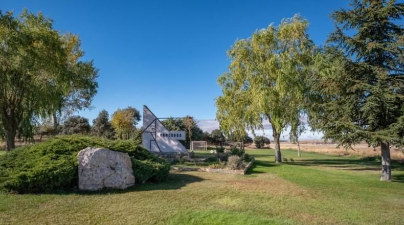 Ávila - Maello - 2100m2