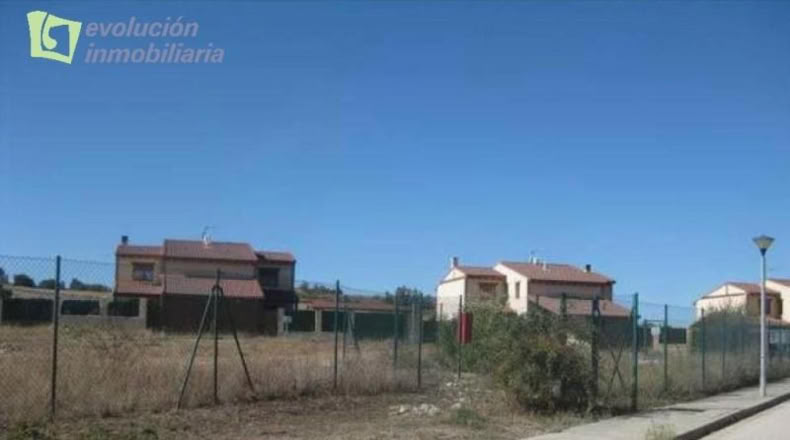 Burgos - Modúbar de la Emparedada - 600m2