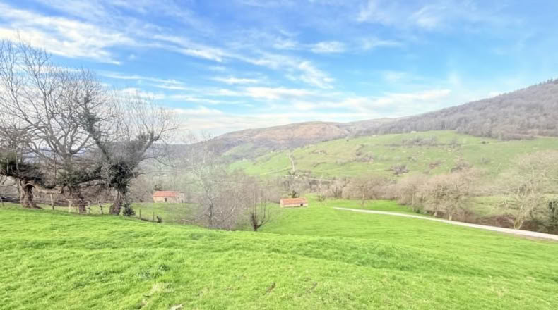 Cantabria - Santa María de Cayón - 9524m2