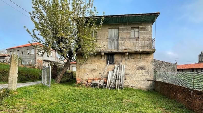 Orense - Allariz - 220m2