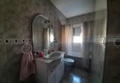 Дом с участком на продажу в городе Ruanes Фото
