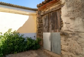 Ahigal 883&nbsp;m² 