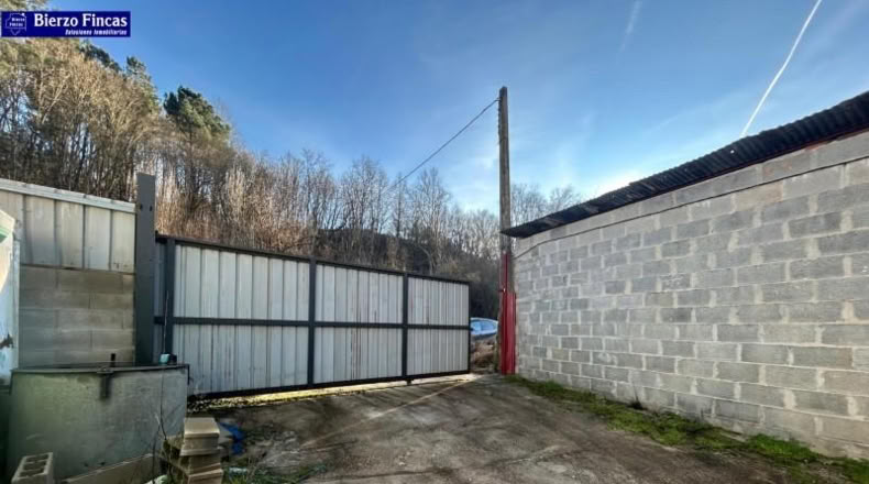León - Camponaraya - 10000m2
